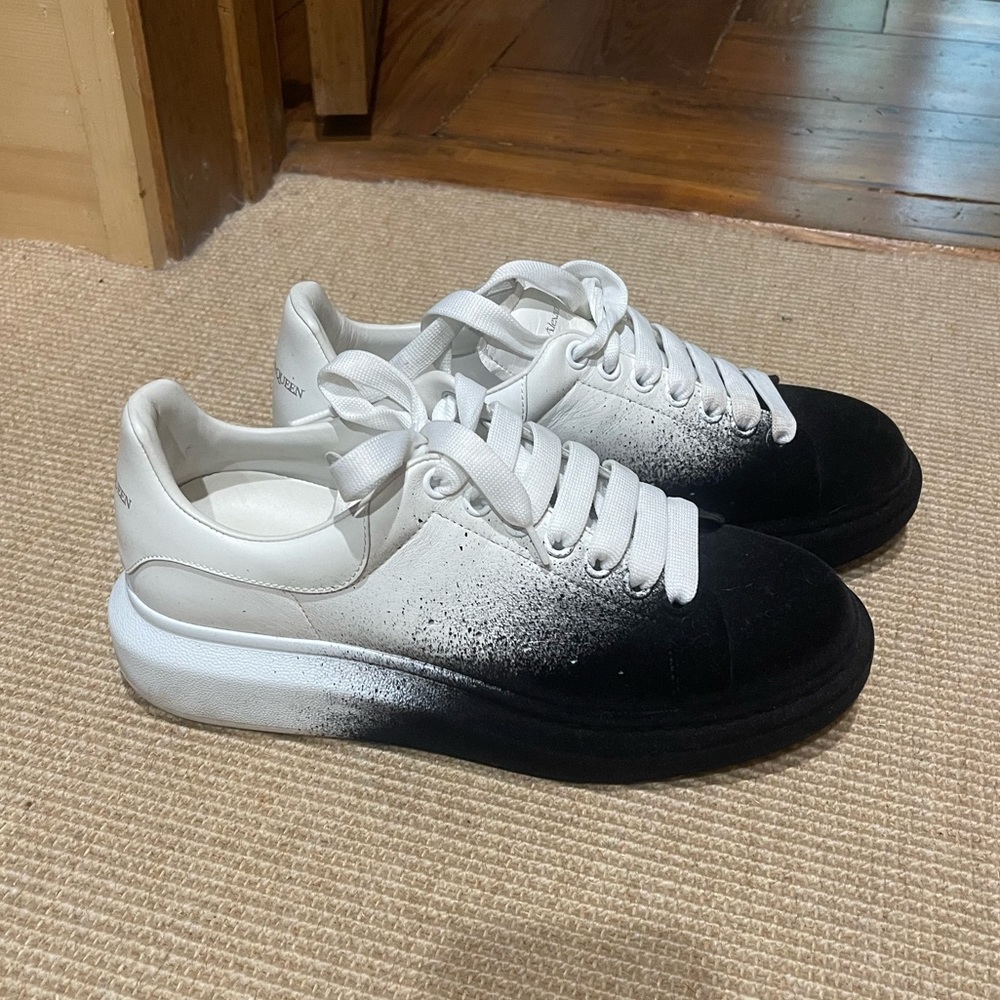 Alexander McQueen mens spray paint sneakers size 42